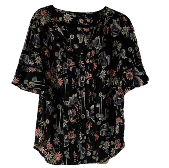 Ann Taylor Tops - Ann Taylor Brand Size Medium short sleeve floral blouse